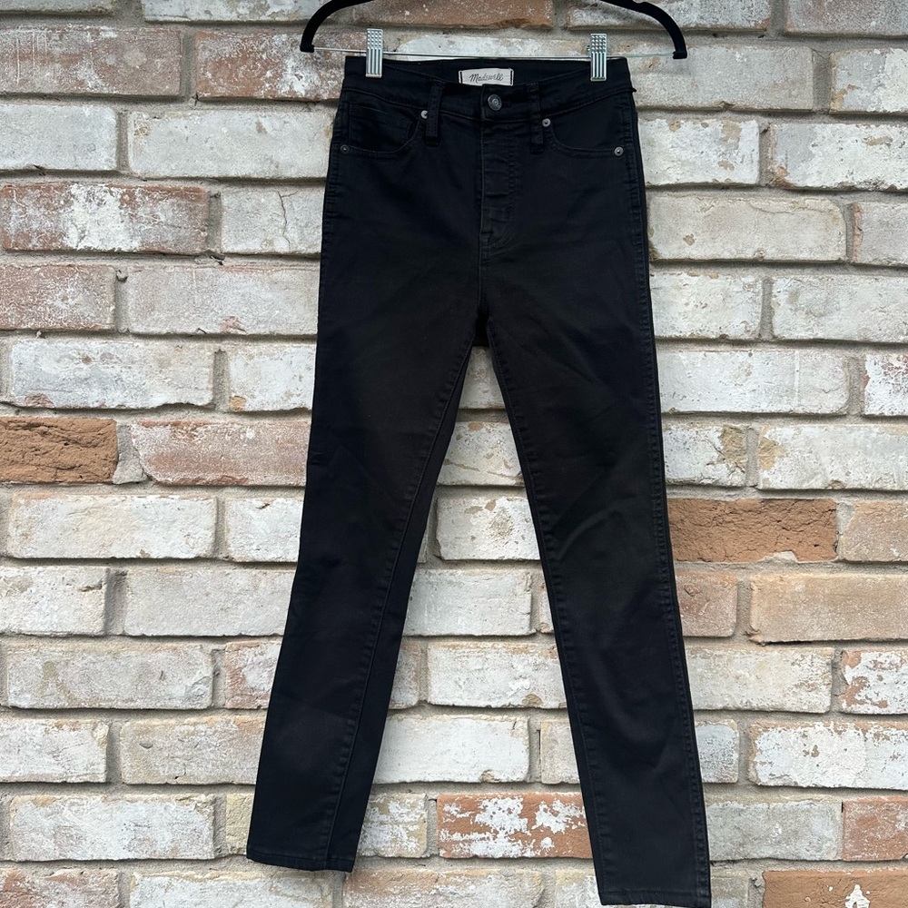 Madewell 10” High Rise Skinny Jeans in Black